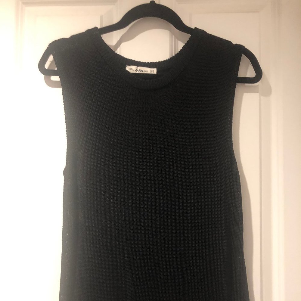Long Sleeveless Loose Knit Black Tunic Sweater